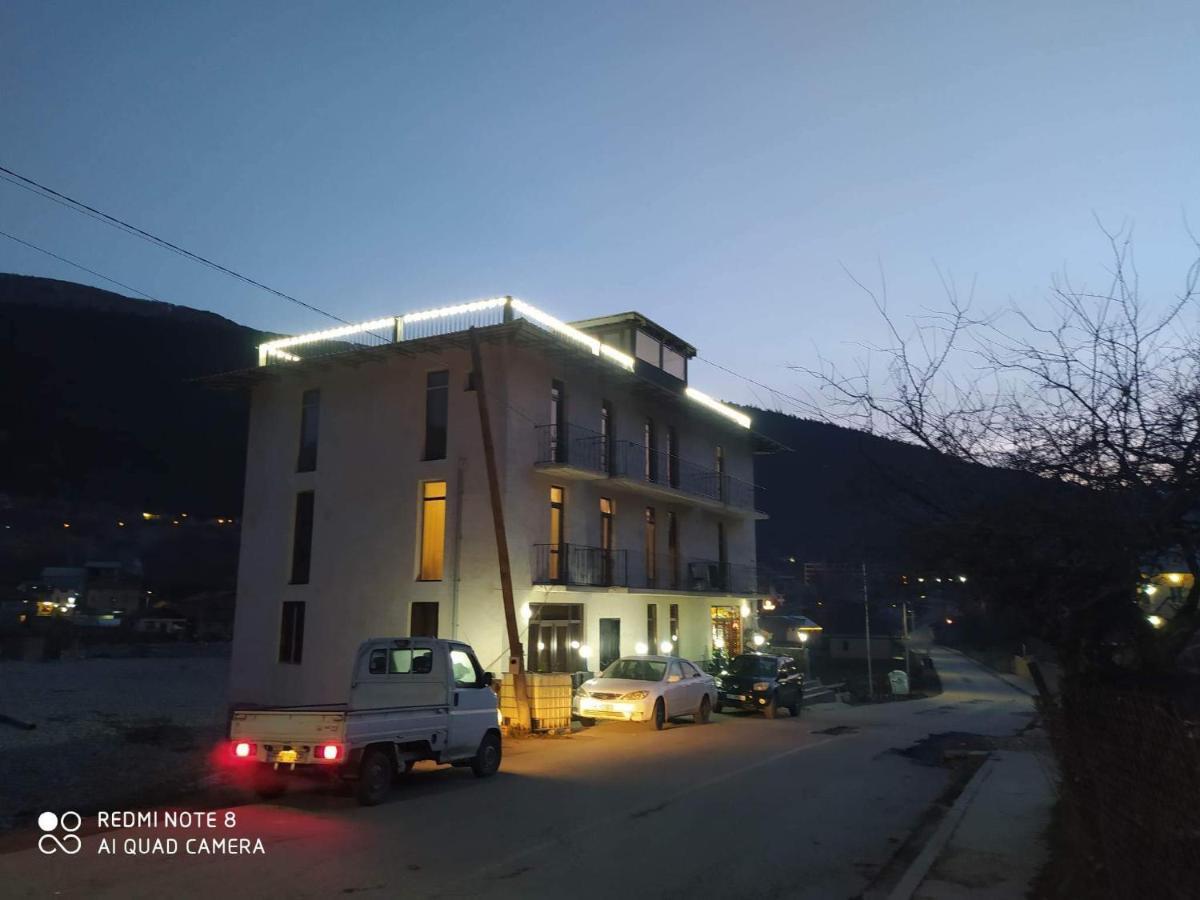 Hotel Marliza Местія Екстер'єр фото